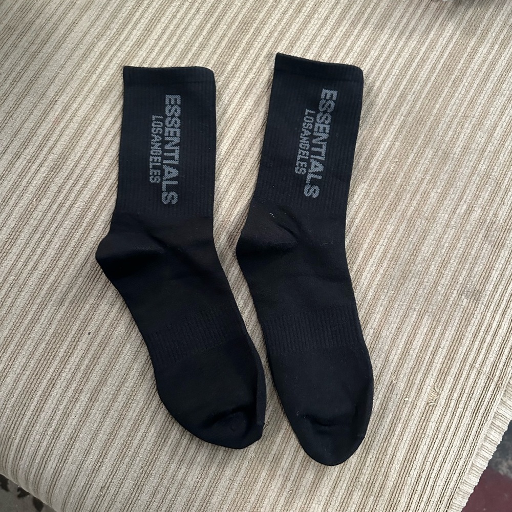 NWOT Essentials LA socks